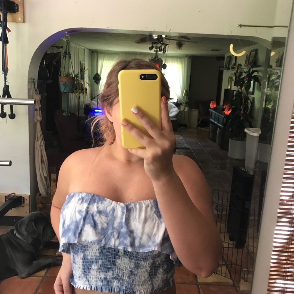 Blue hollister crop top